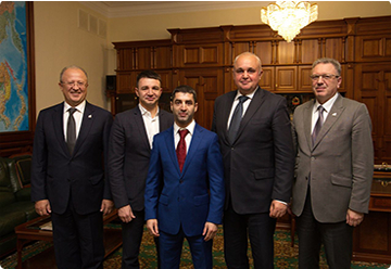 Представители сборной России по боксу и президент ХК «СДС» встретились с губернатором Кузбасса